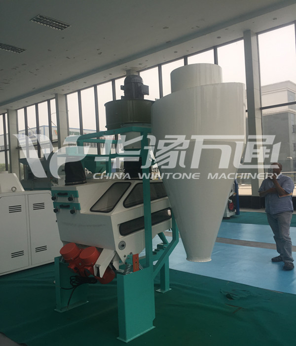 TQLS Series Integrated Maize Corn Cleaning Machine with Vibrating Screen and Destoner